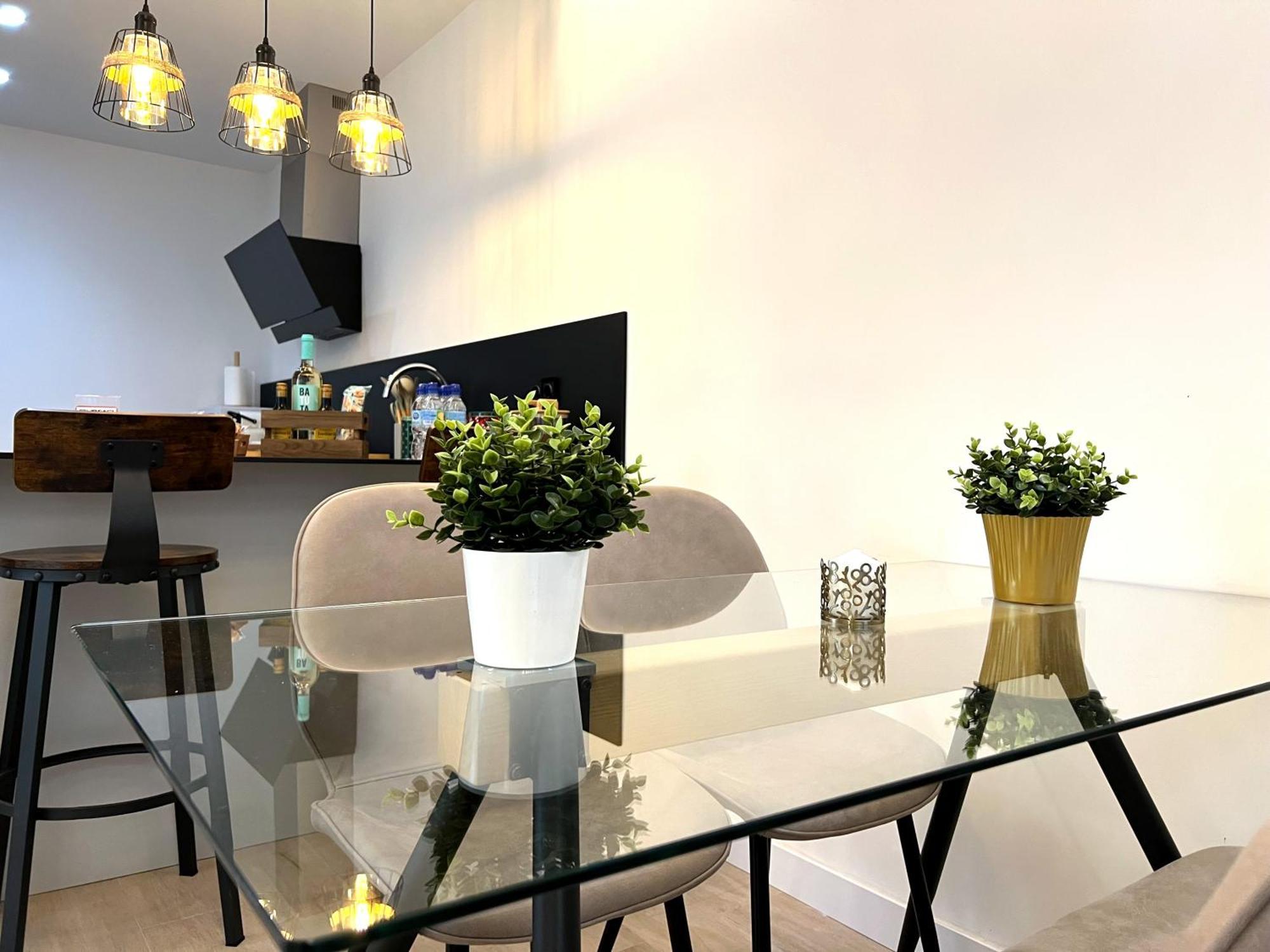 شقة Duplex Moderno Y Acogedor Junto A Atocha مدريد المظهر الخارجي الصورة
