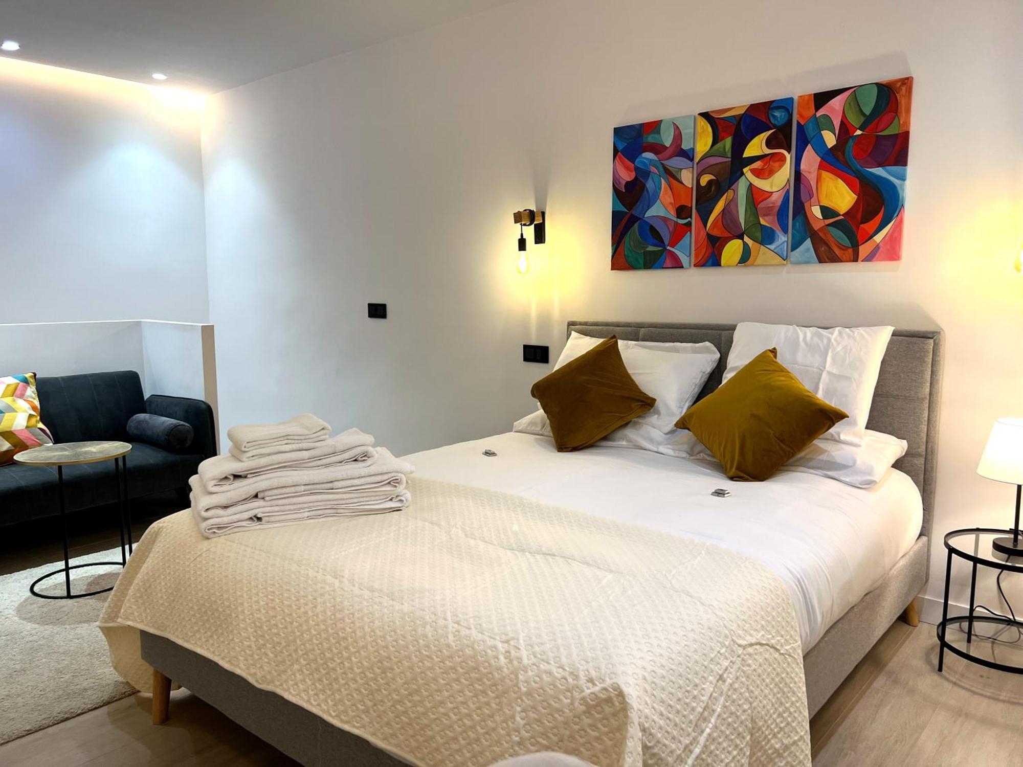 شقة Duplex Moderno Y Acogedor Junto A Atocha مدريد المظهر الخارجي الصورة