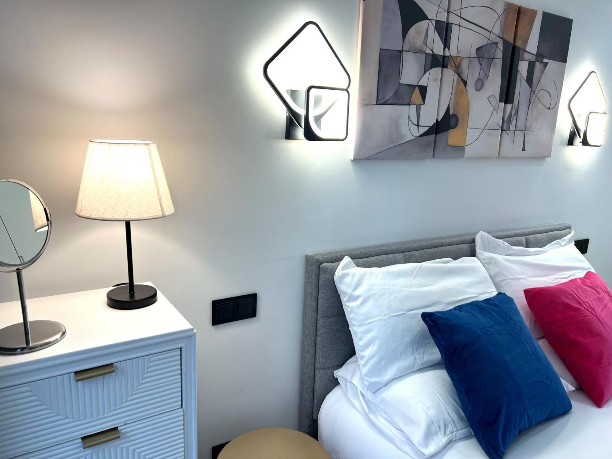 شقة Duplex Moderno Y Acogedor Junto A Atocha مدريد المظهر الخارجي الصورة