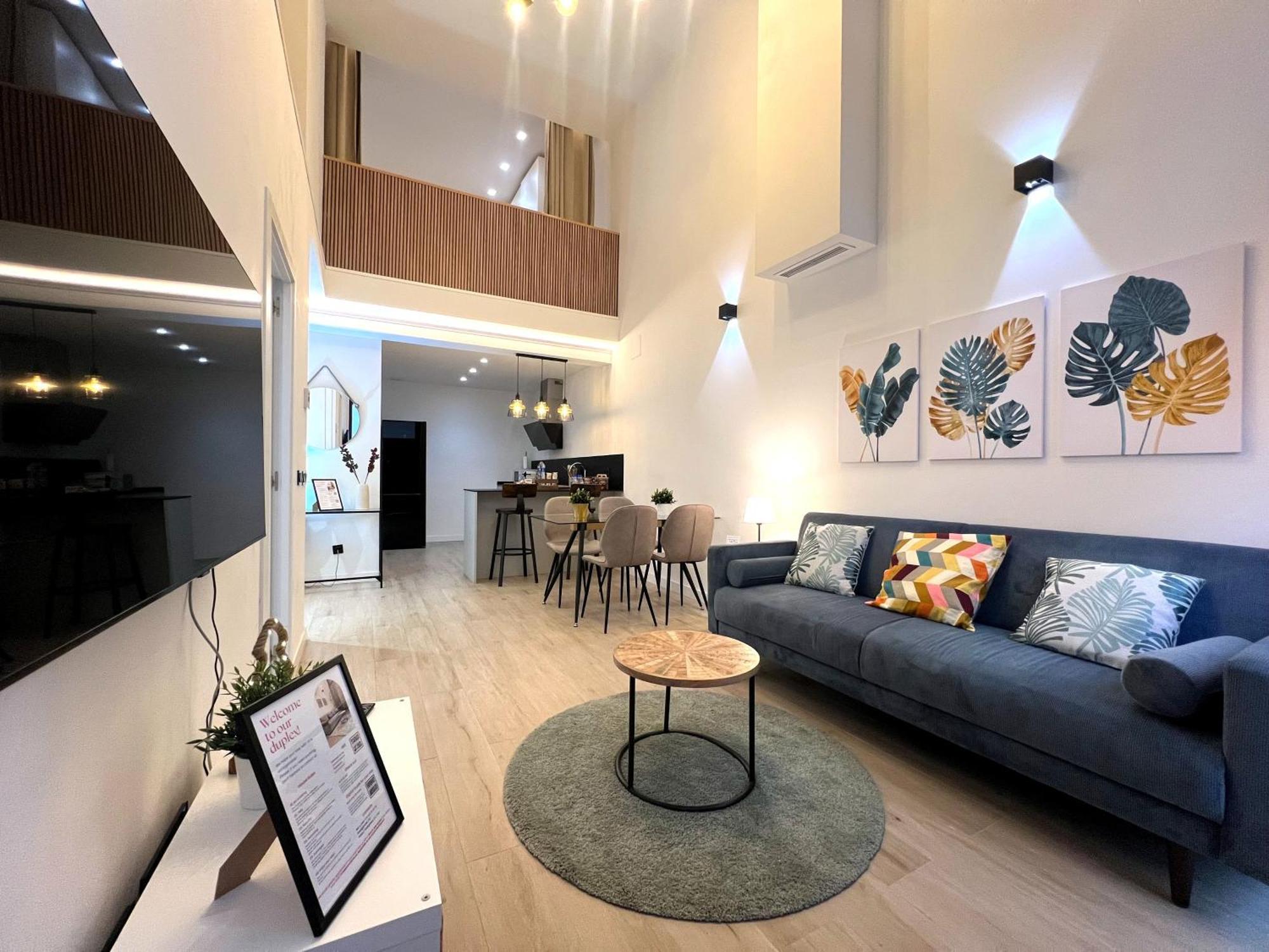 شقة Duplex Moderno Y Acogedor Junto A Atocha مدريد المظهر الخارجي الصورة